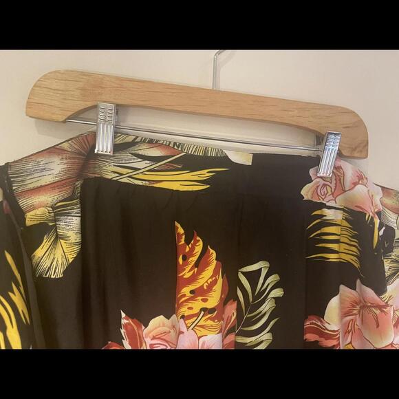 Shein Two Piece, top and skirt - Picture 5 of 7